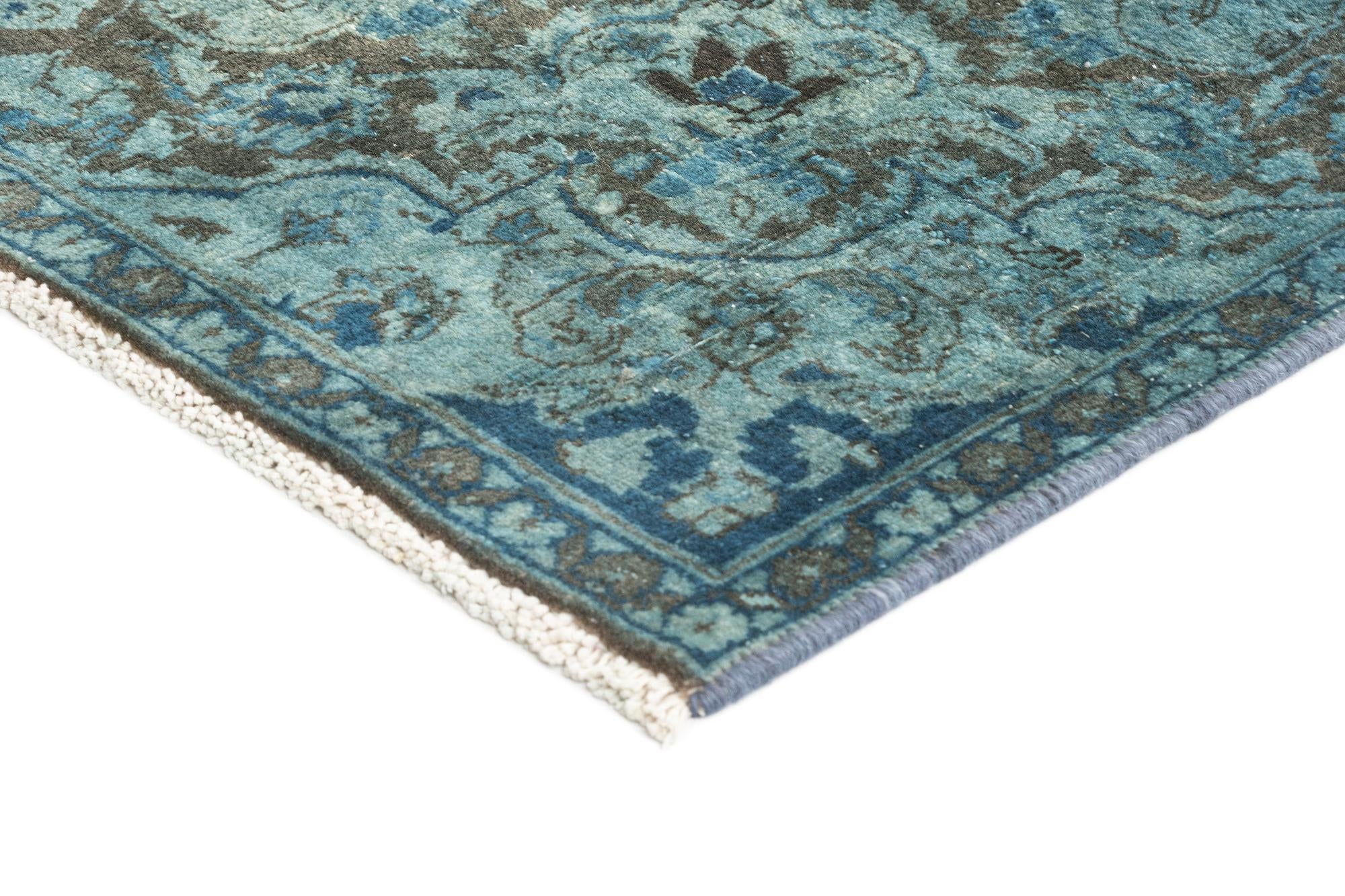 6' 7 x 8' 7 Vintage Royal Rug