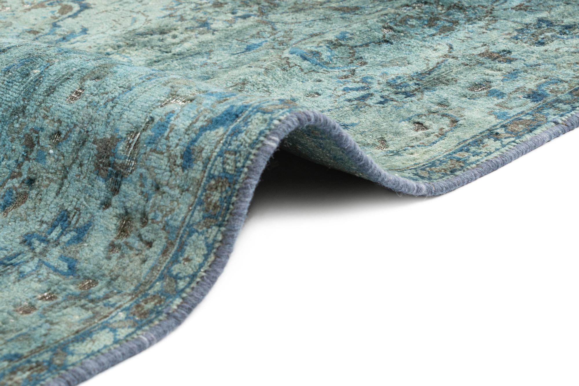 6' 7 x 8' 7 Vintage Royal Rug