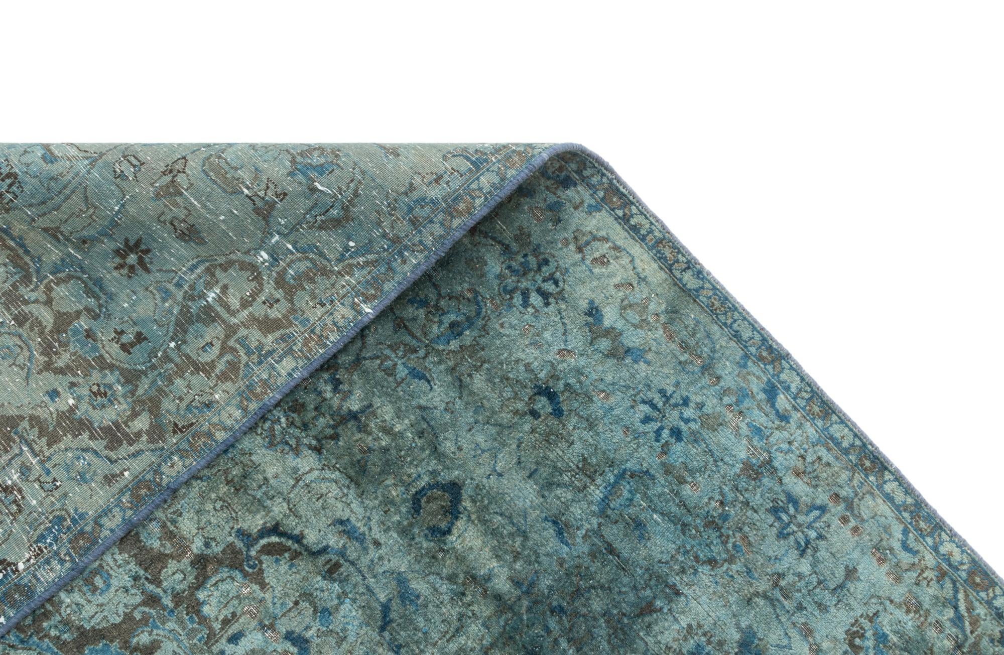 6' 7 x 8' 7 Vintage Royal Rug