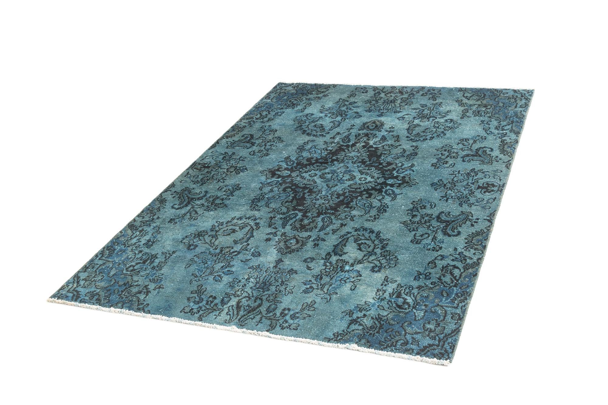 5' 1 x 7' 8 Vintage Royal Rug