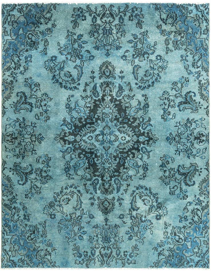 Detail image of 5' 1 x 7' 8 Vintage Royal Rug