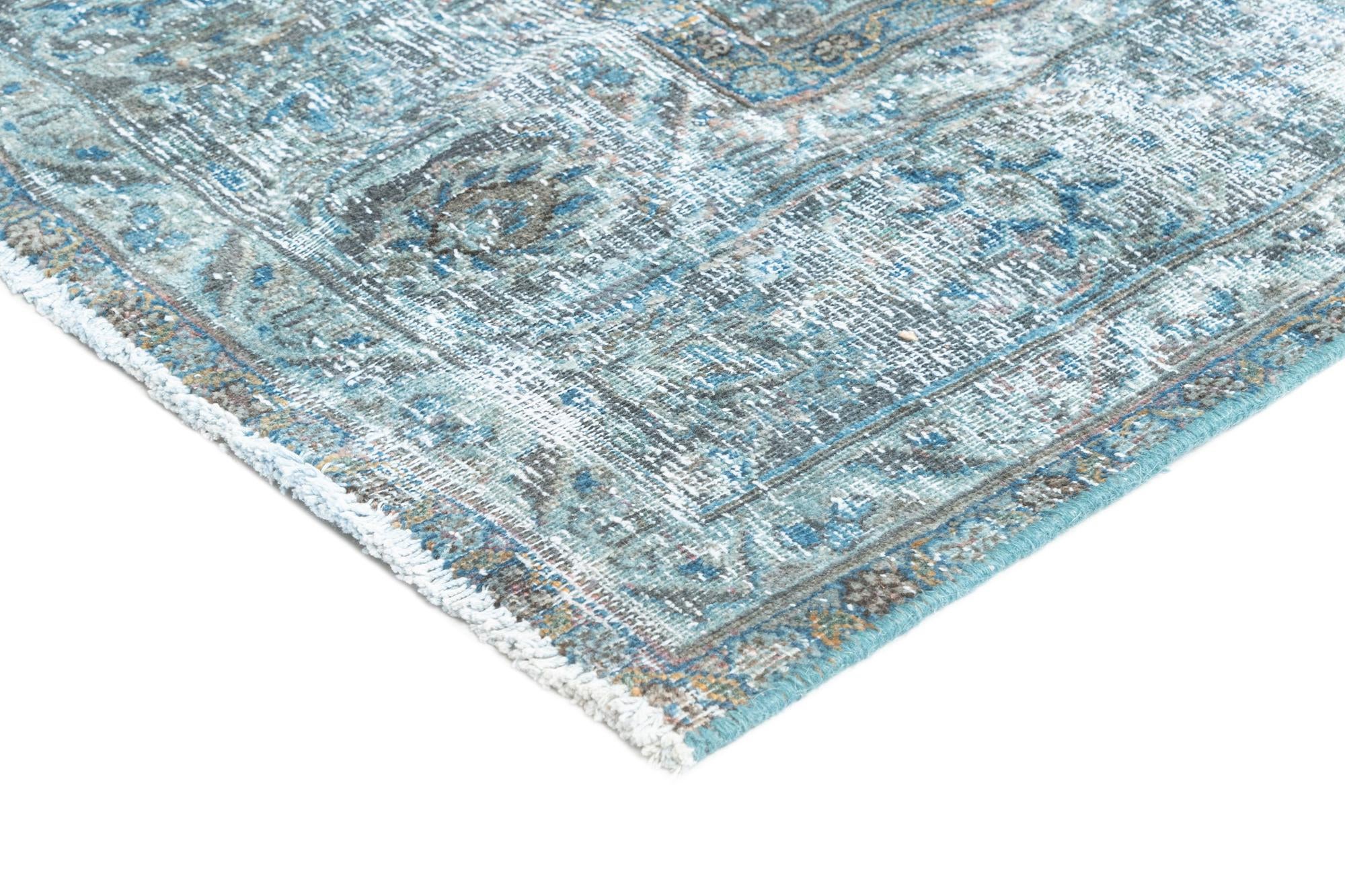 6' x 10' 3 Vintage Royal Rug