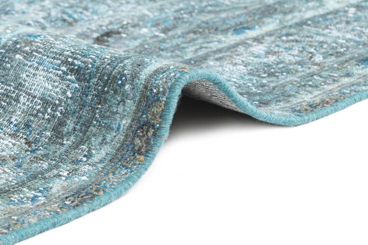 Detail image of 6' x 10' 3 Vintage Royal Rug