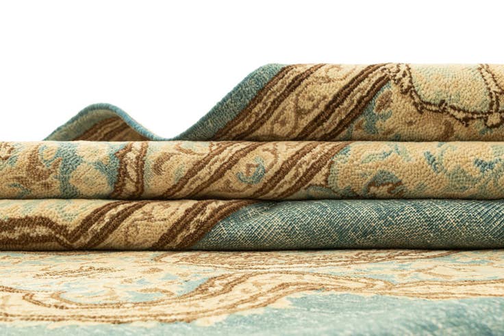 Detail image of 8' 2 x 11' 5 Vintage Royal Rug