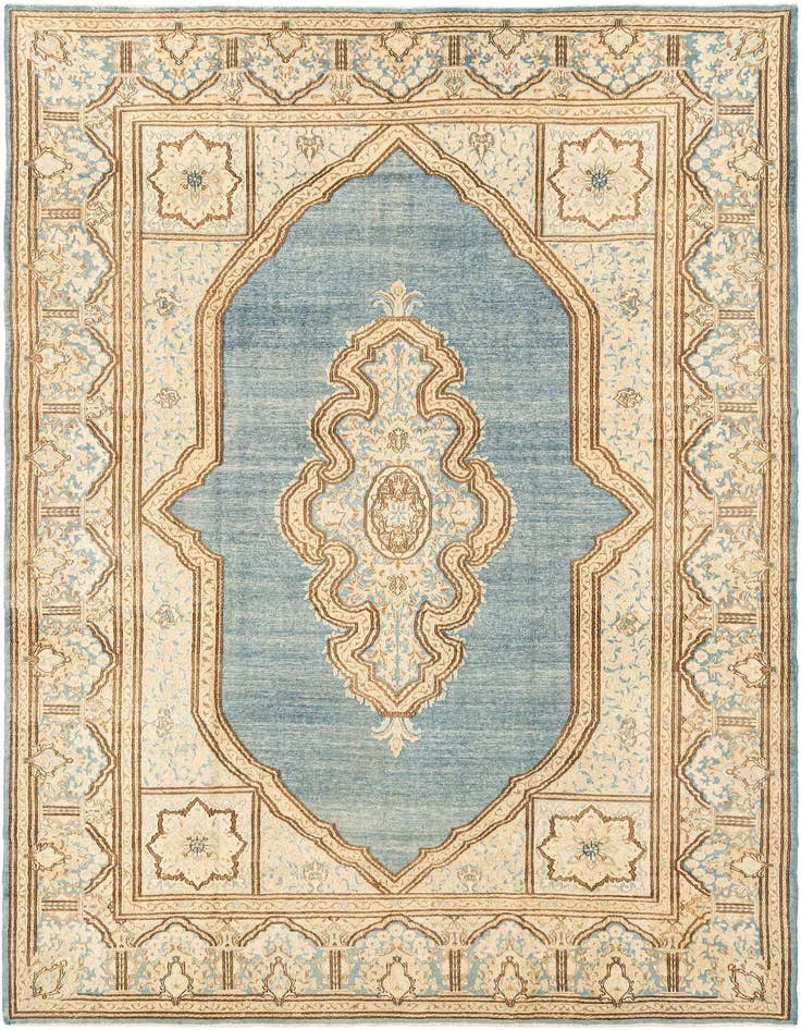 Detail image of 8' 2 x 11' 5 Vintage Royal Rug