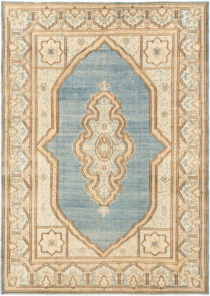 Detail image of 8' 2 x 11' 5 Vintage Royal Rug