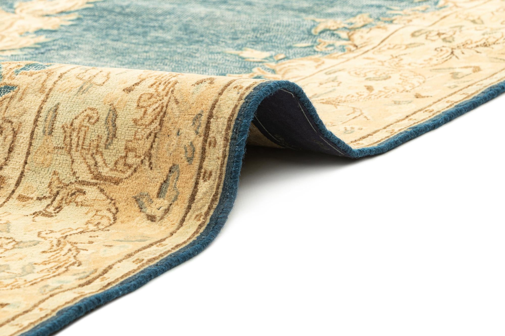 4' 8 x 7' 11 Vintage Royal Rug