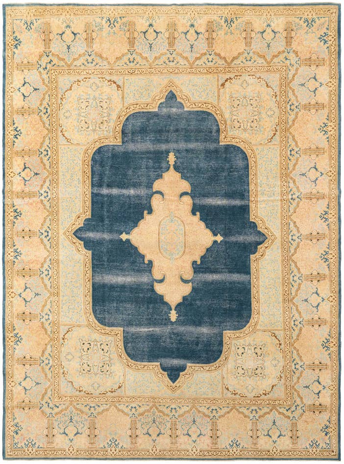 Detail image of 8' 9 x 11' 9 Vintage Royal Rug