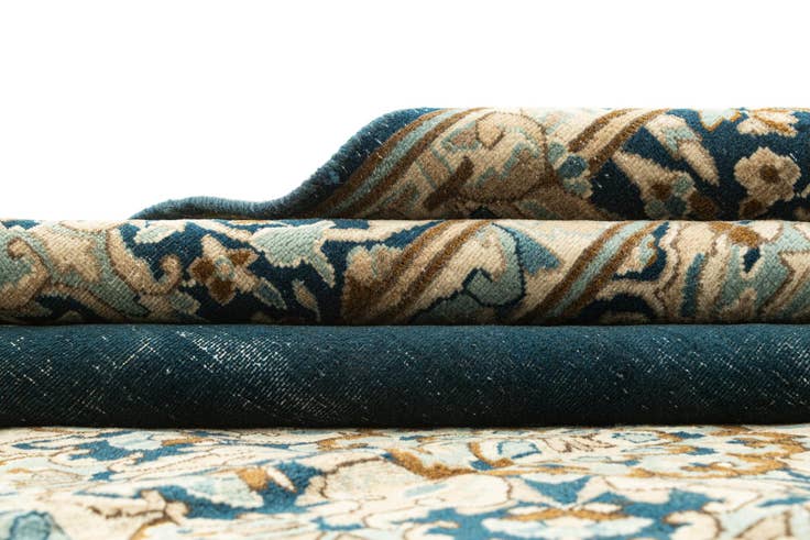 Detail image of 7' 2 x 9' 8 Vintage Royal Rug