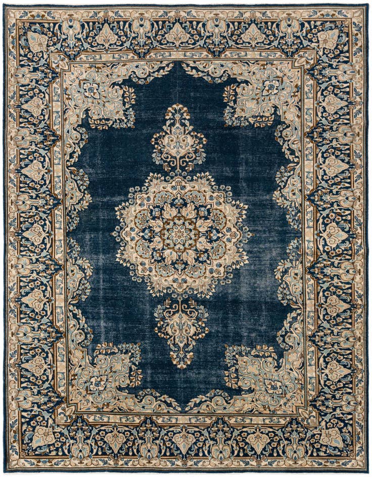 Detail image of 7' 2 x 9' 8 Vintage Royal Rug