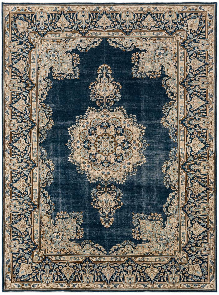 Detail image of 7' 2 x 9' 8 Vintage Royal Rug