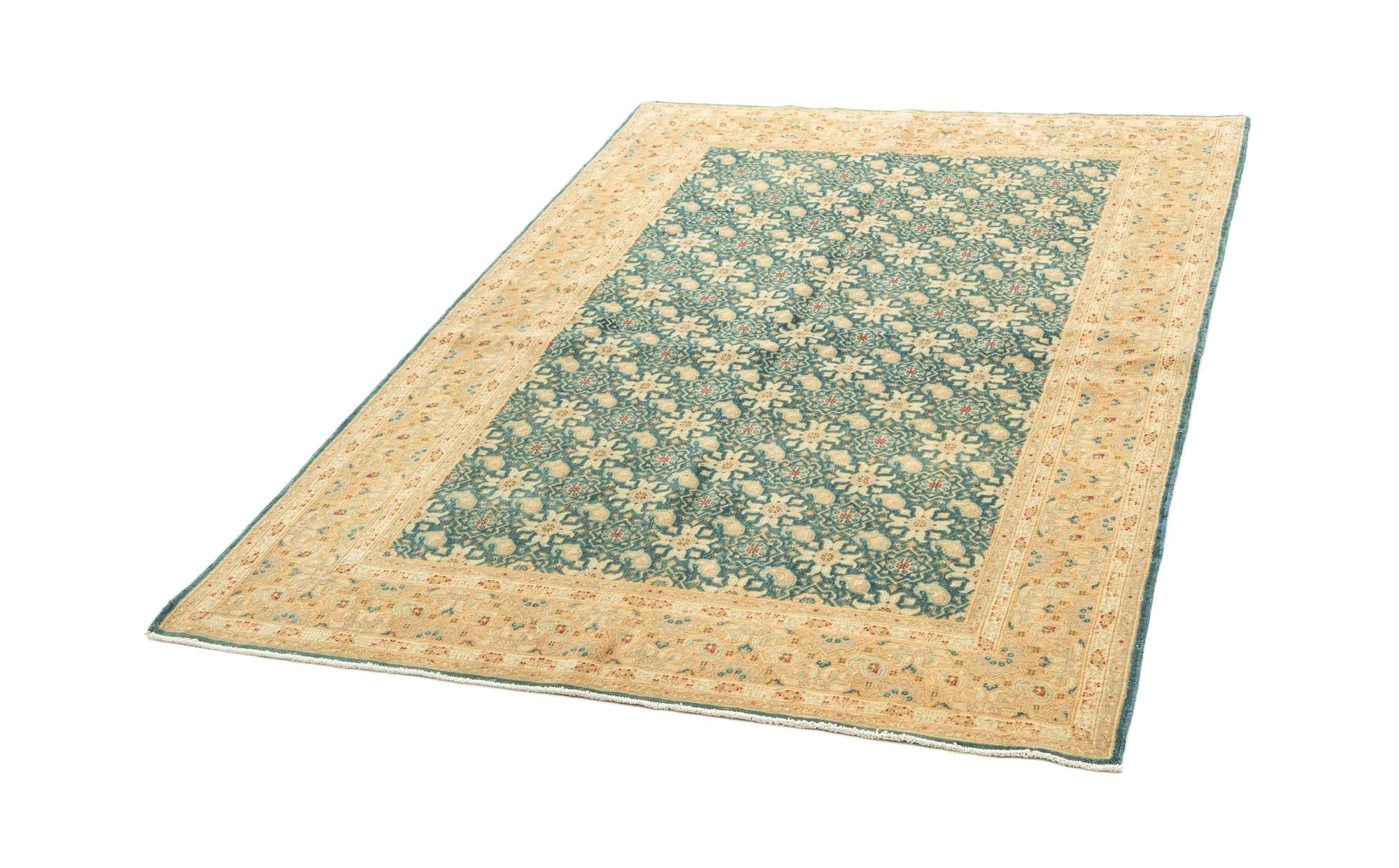 5' 1 x 8' Vintage Royal Rug