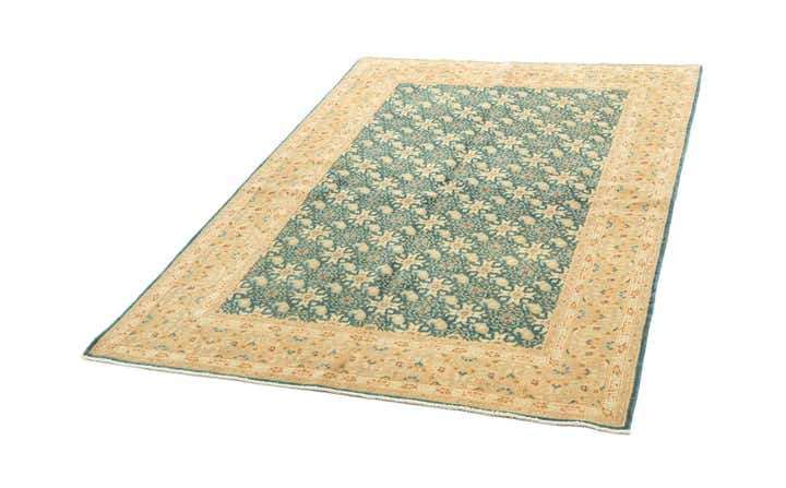 5' 1 x 8' Vintage Royal Rug