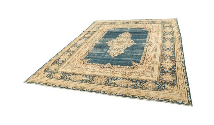 Detail image of 8' 9 x 10' 10 Vintage Royal Rug