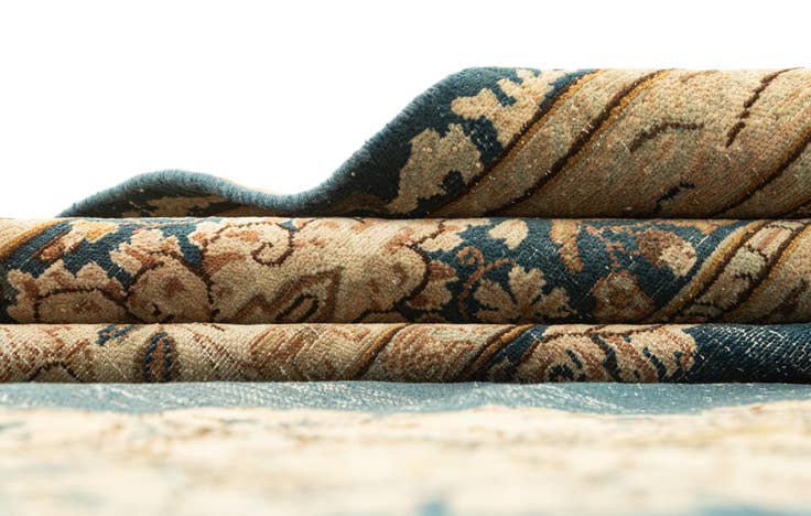Detail image of 8' 9 x 10' 10 Vintage Royal Rug