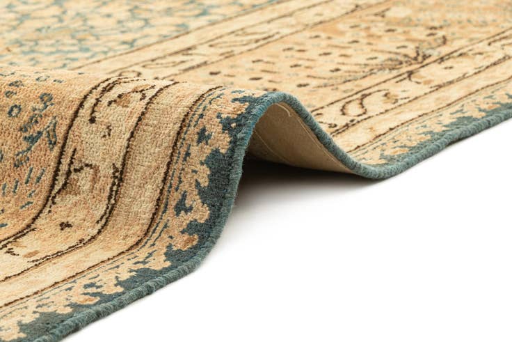 Detail image of 8' 11 x 11' 8 Vintage Royal Rug