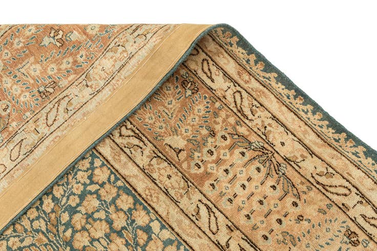 Detail image of 8' 11 x 11' 8 Vintage Royal Rug