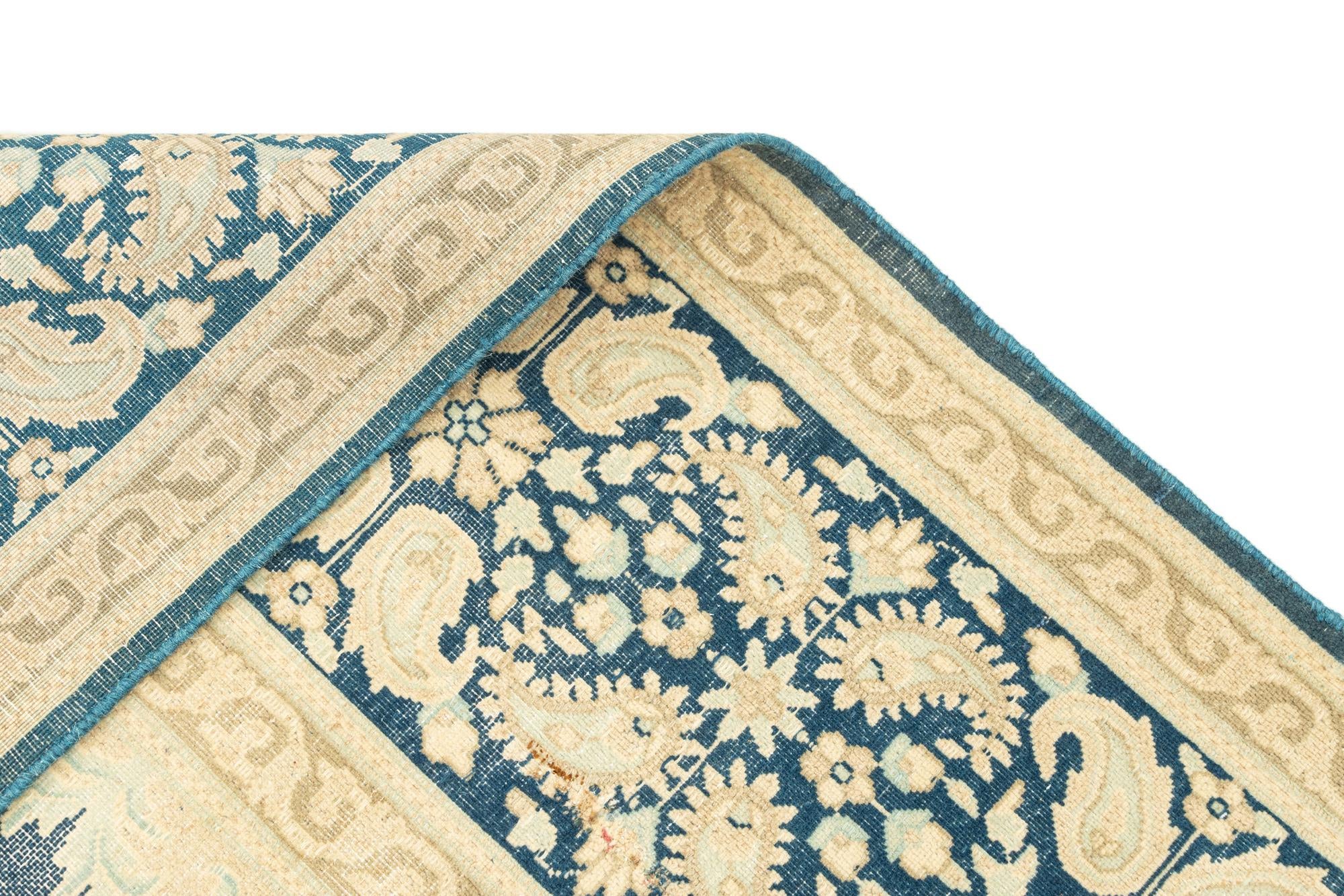 9' 10 x 13' 7 Vintage Royal Rug