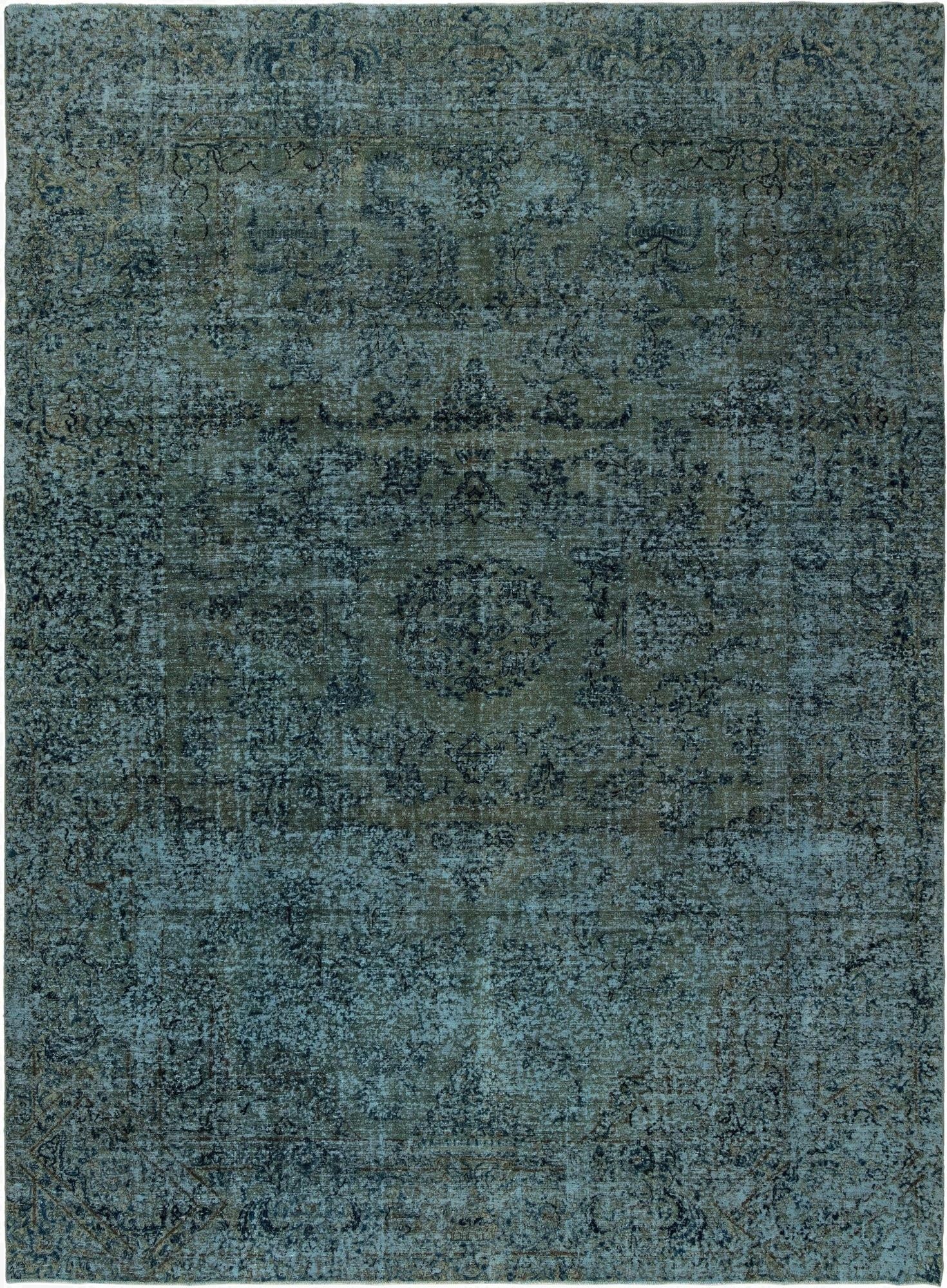 9' 1 x 12' 4 Vintage Royal Wool Rug