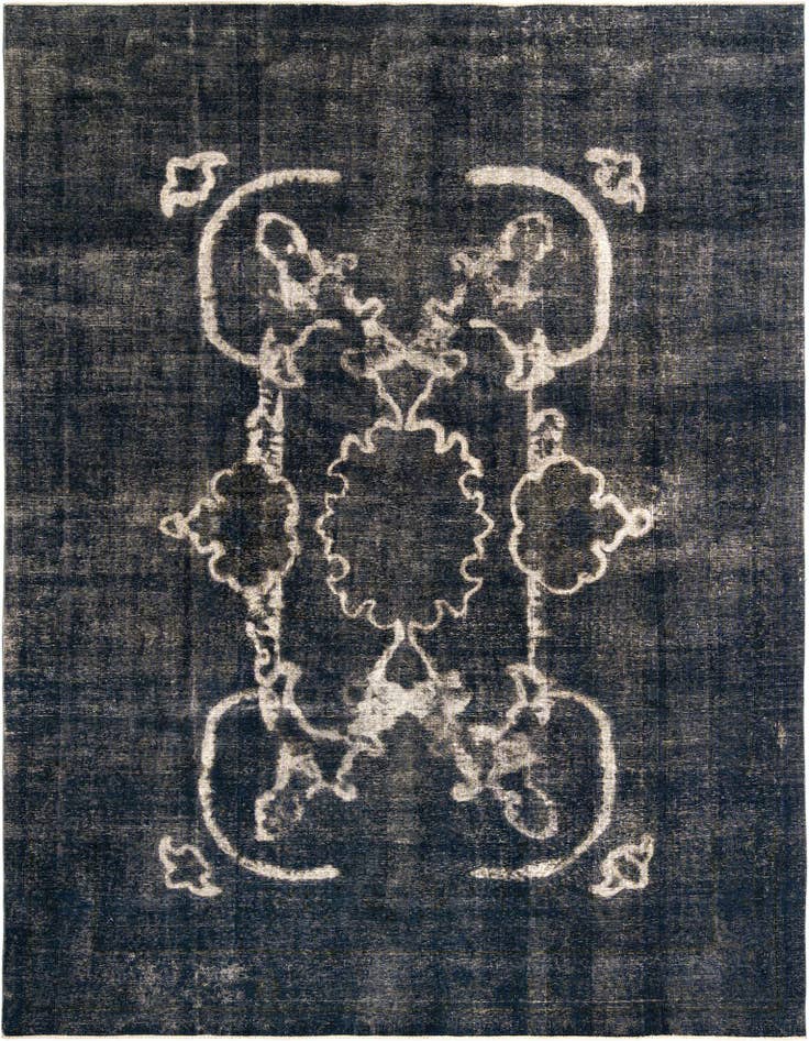 Detail image of 9' 5 x 12' 6 Vintage Rug