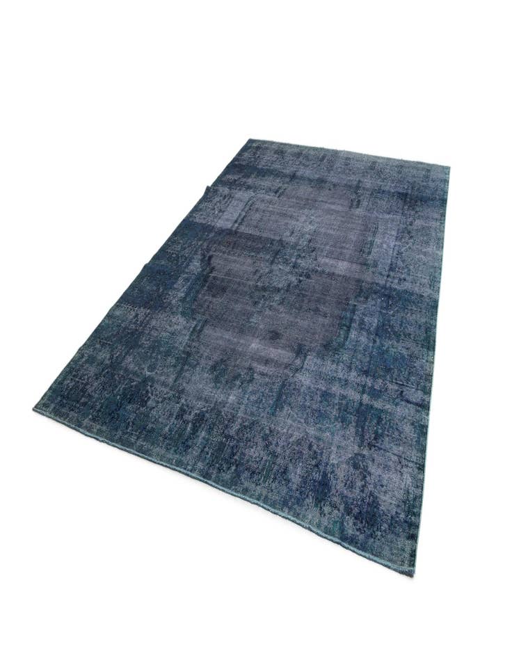 Detail image of 9' 5 x 13' 5 Vintage Rug