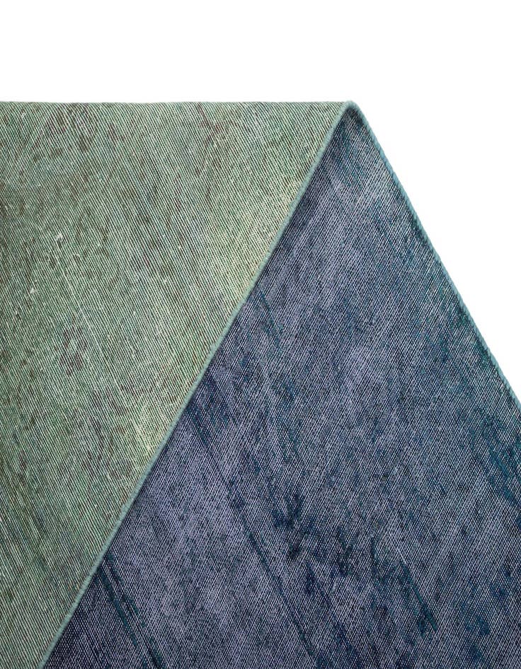 Detail image of 9' 5 x 13' 5 Vintage Rug