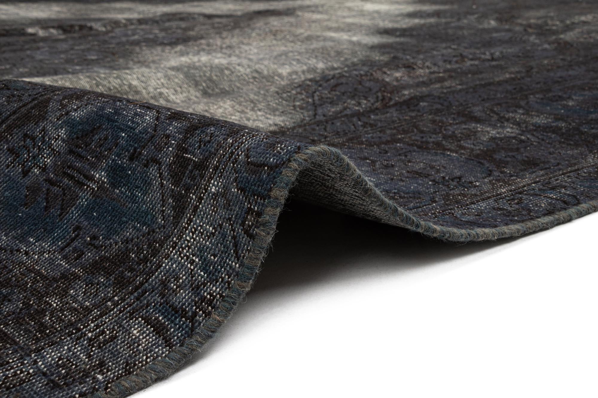 10' x 12' 7 Vintage Rug