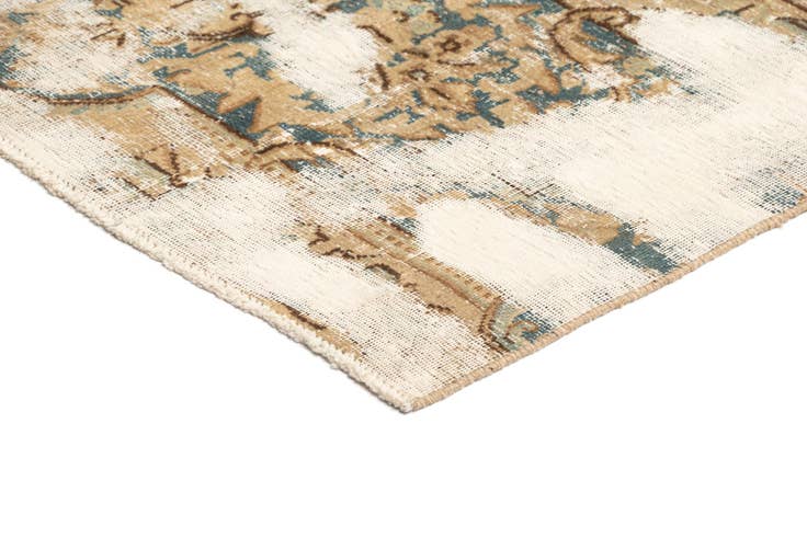 Detail image of 6' 6 x 13' 7 Vintage Rug