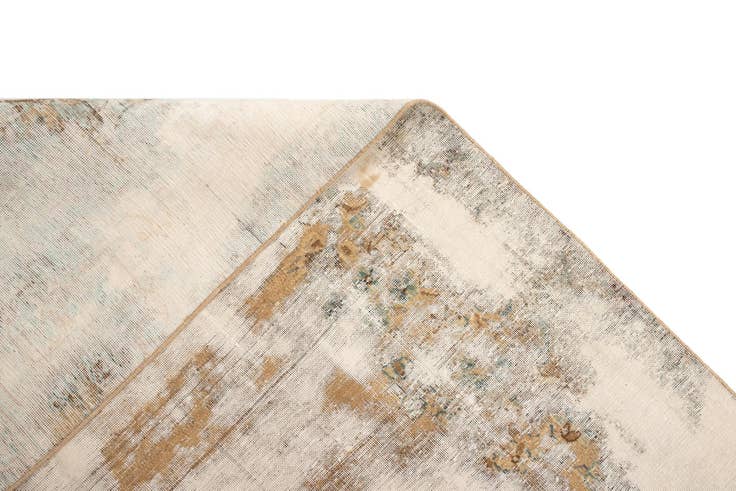 Detail image of 6' 6 x 13' 7 Vintage Rug
