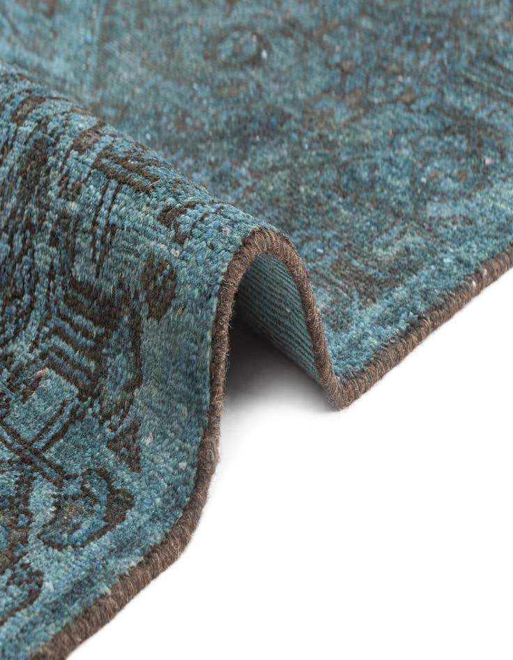 Detail image of 4' x 9' Vintage Rug