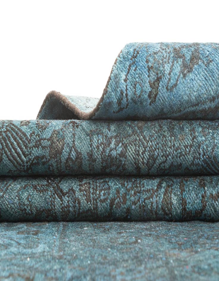 Detail image of 4' x 9' Vintage Rug