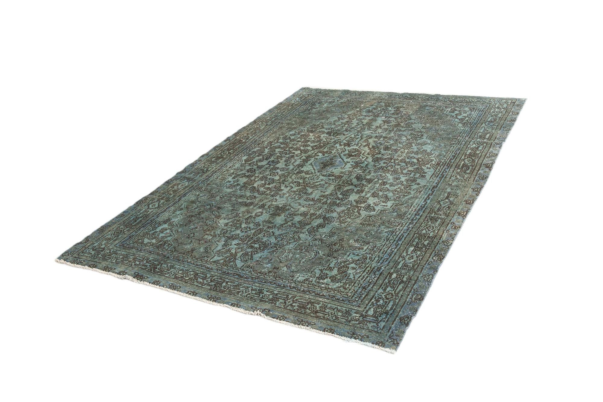 6' 6 x 9' 6 Vintage Rug