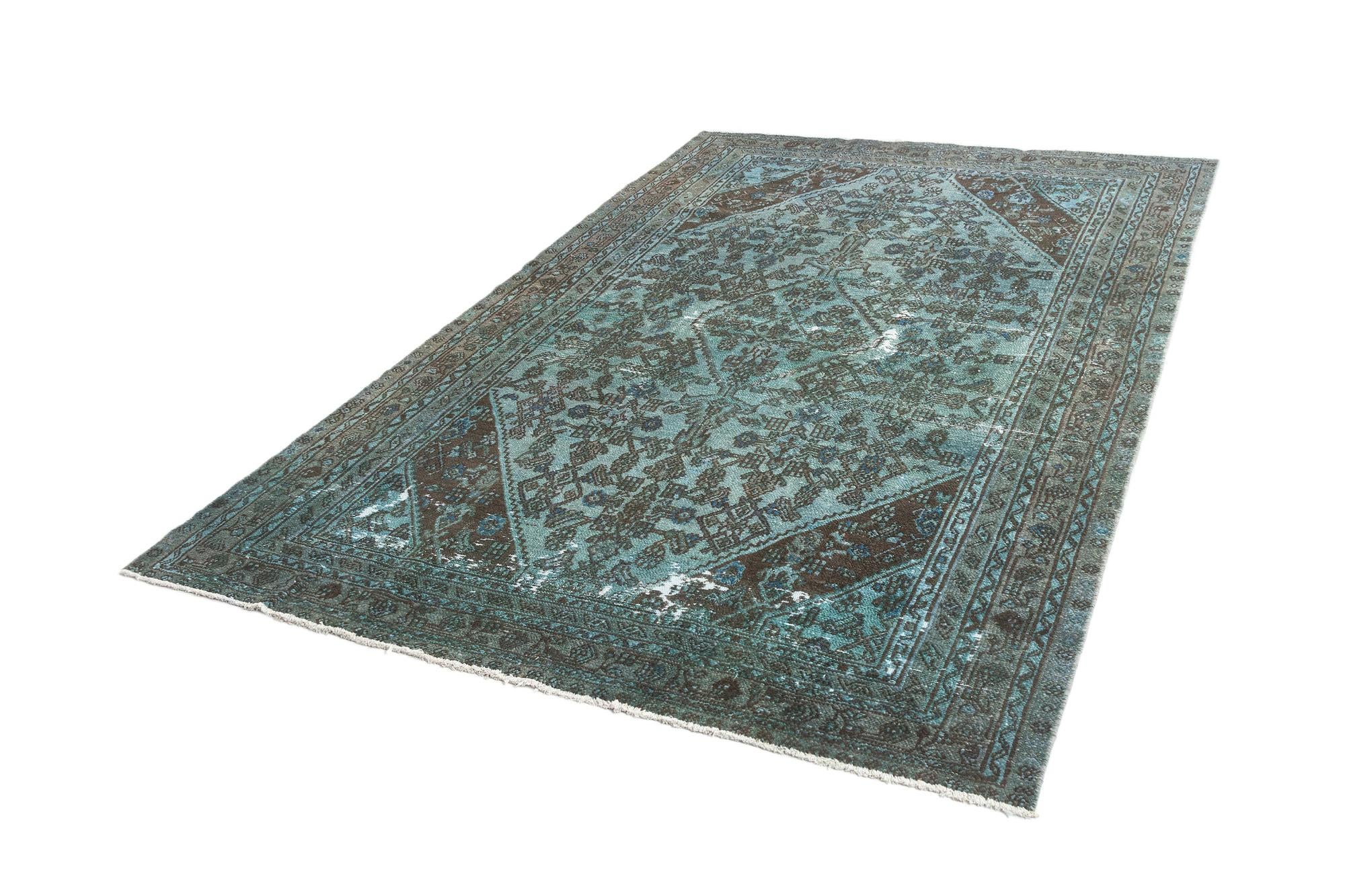 6' 4 x 10' 1 Vintage Rug