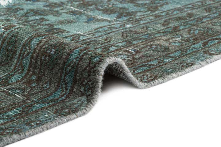 6' 4 x 10' 1 Vintage Rug
