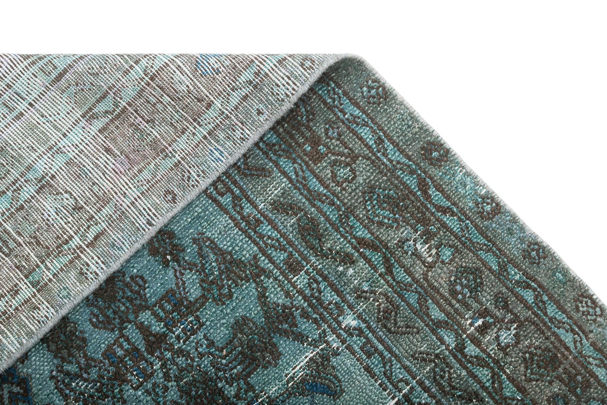 6' 4 x 10' 1 Vintage Rug