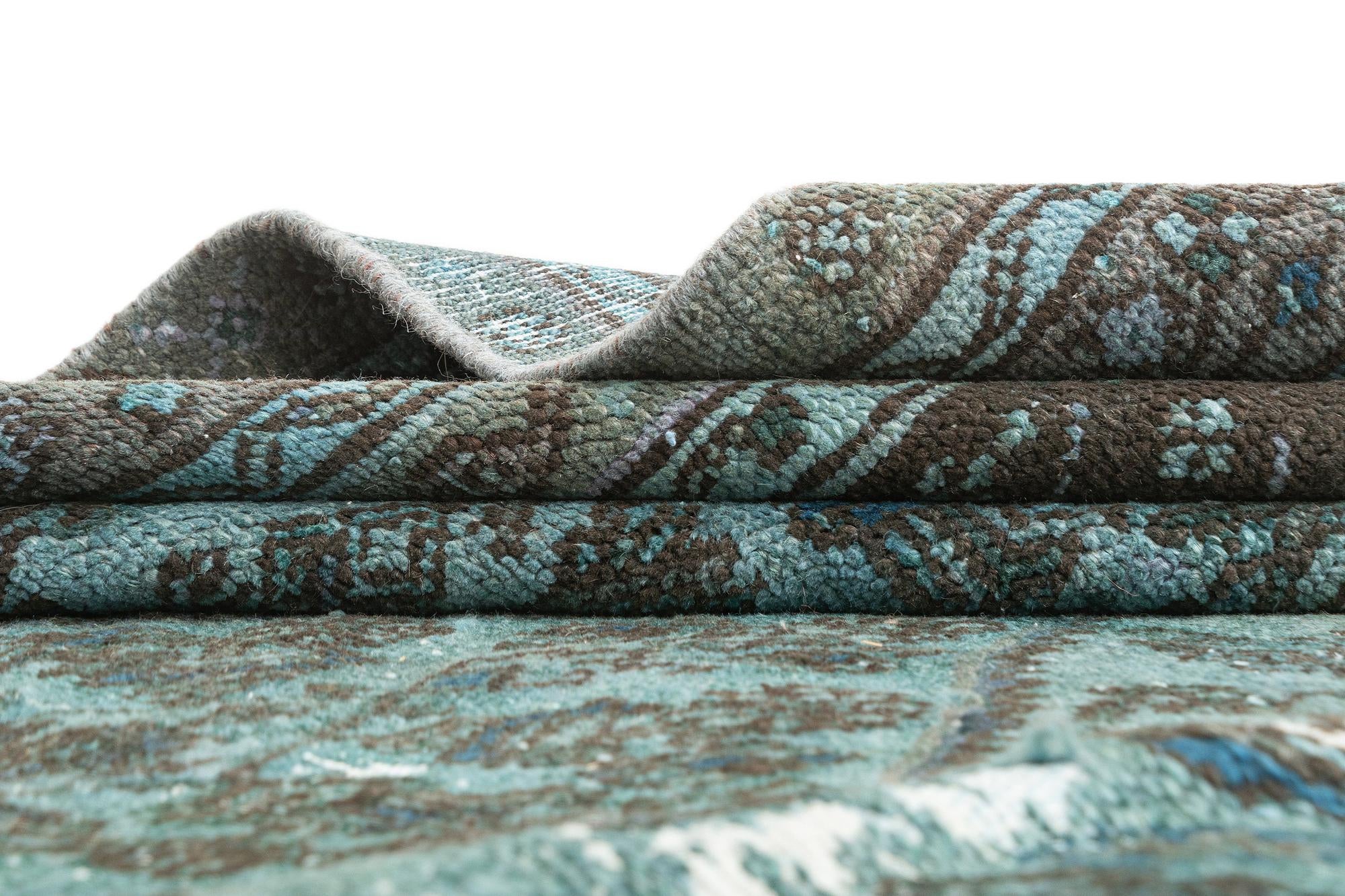 6' 4 x 10' 1 Vintage Rug