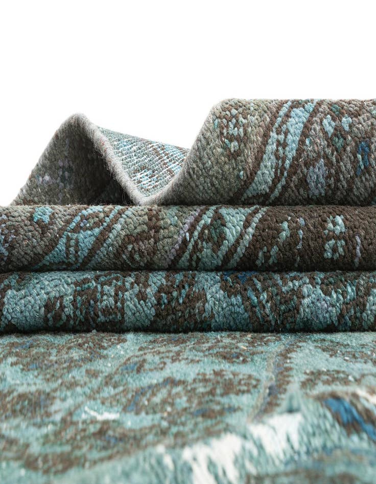 Detail image of 6' 4 x 10' 1 Vintage Rug