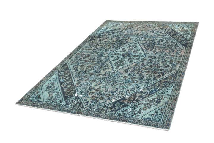 5' 5 x 8' 10 Vintage Rug