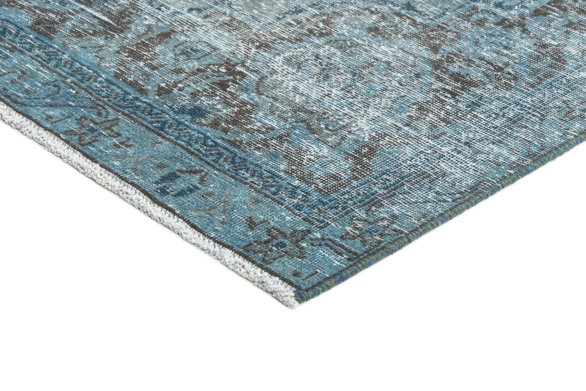 5' 11 x 9' 1 Vintage Rug