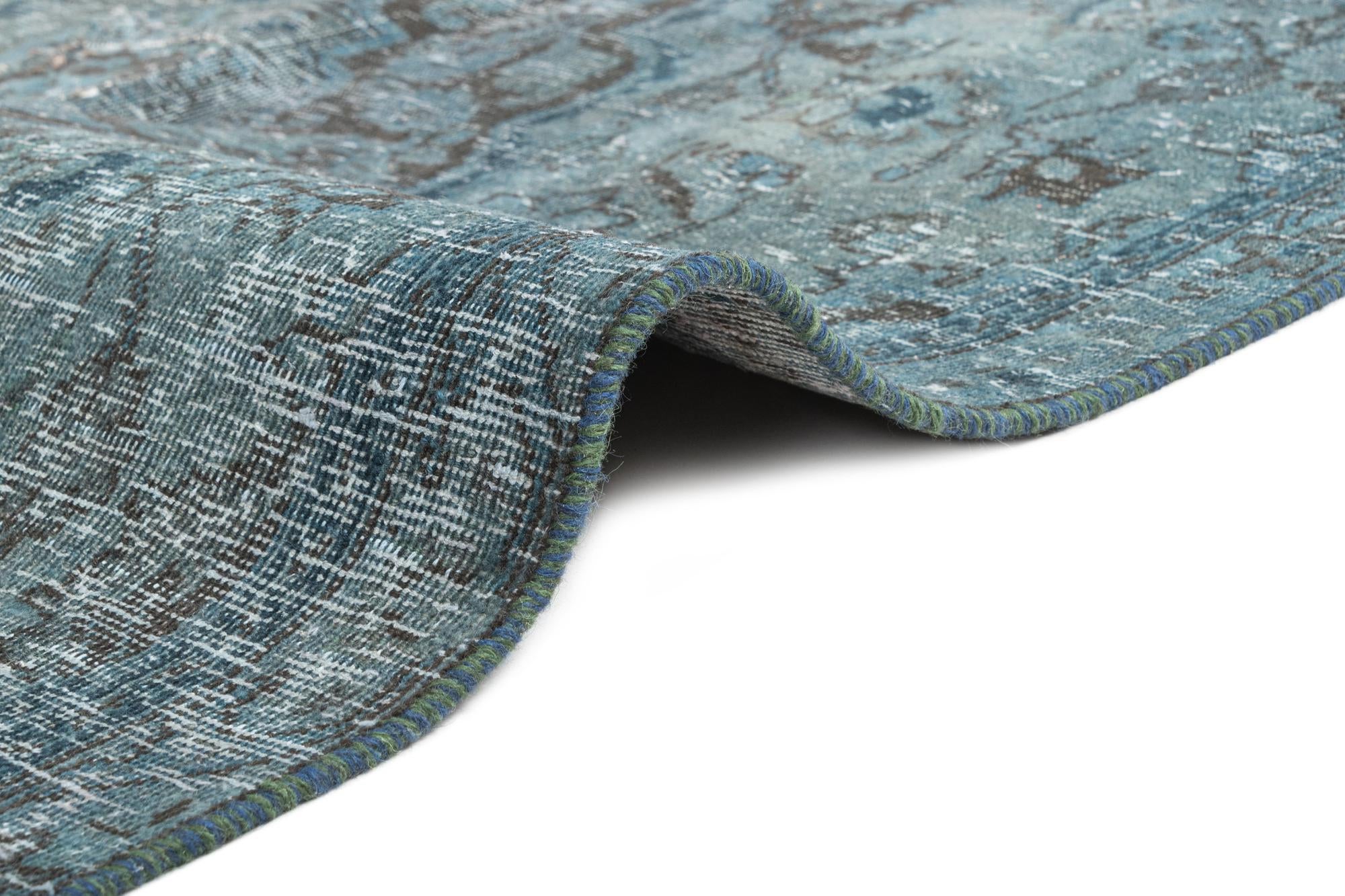 5' 11 x 9' 1 Vintage Rug