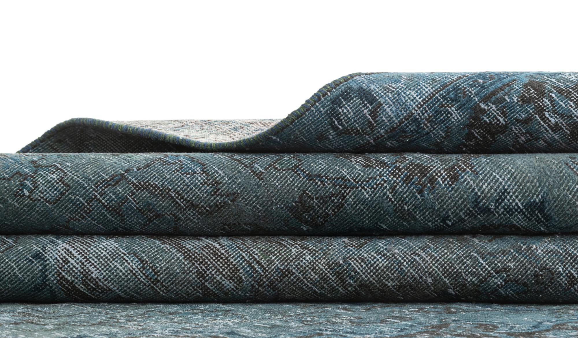 5' 11 x 9' 1 Vintage Rug