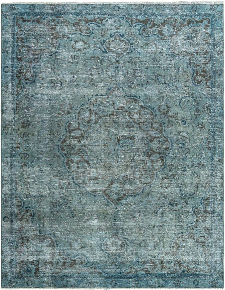 Detail image of 5' 11 x 9' 1 Vintage Rug