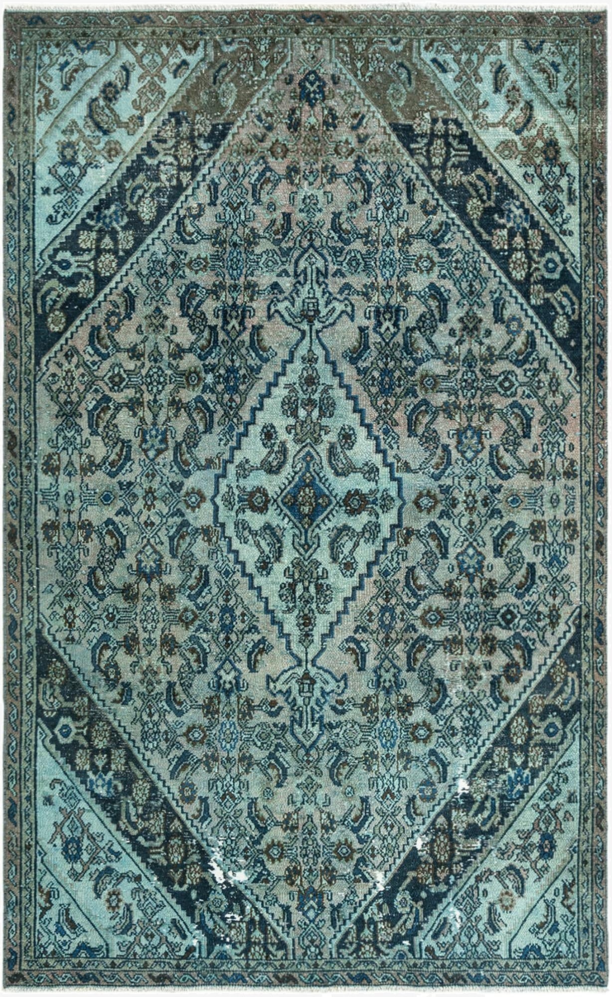 5' 5 x 8' 10 Vintage Rug