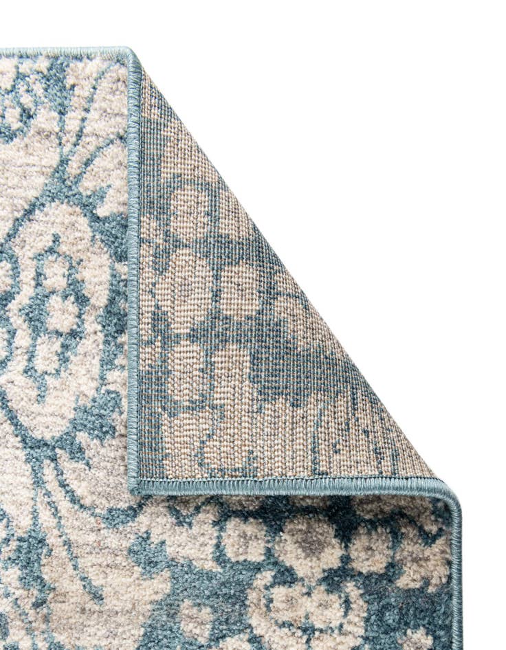 Detail image of 2' x 3' Viola Rug