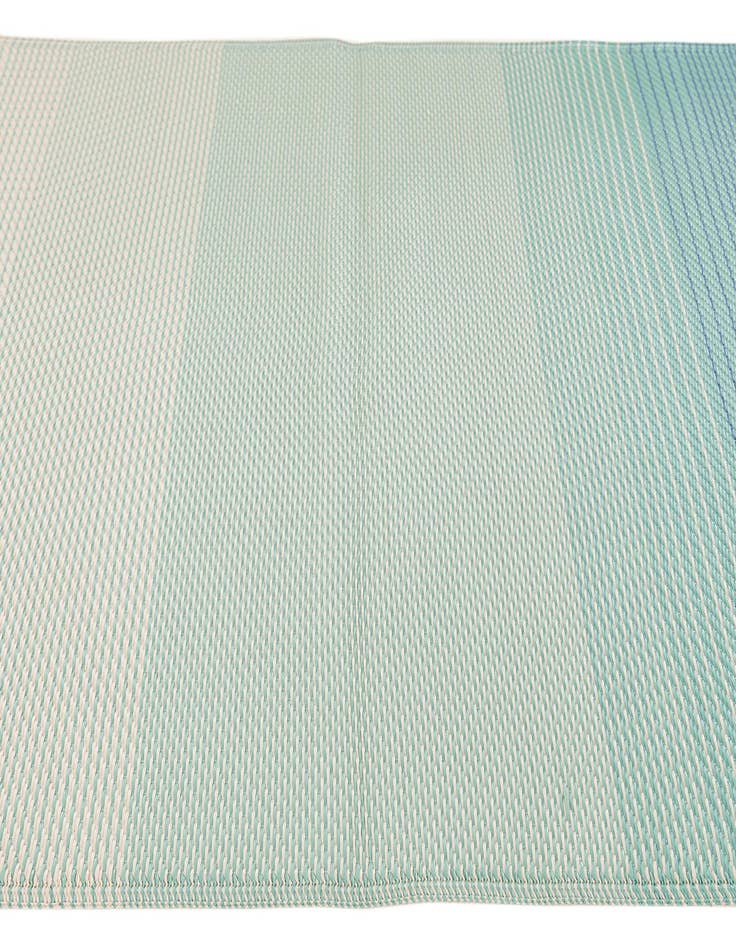 Detail image of 4' x 6'  Washable Vista Breeze Indoor / Outdoor Rug