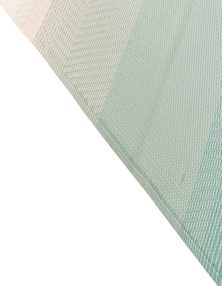 Detail image of 4' x 6'  Washable Vista Breeze Indoor / Outdoor Rug