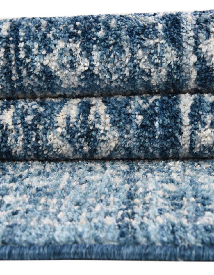 Detail image of 10' x 14' Williamsburg Rug