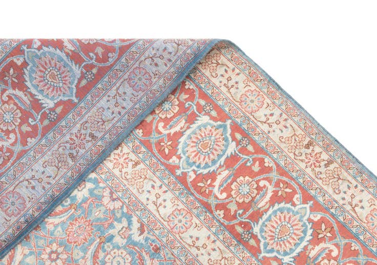 Detail image of 9' 10 x 13' Yazd Rug