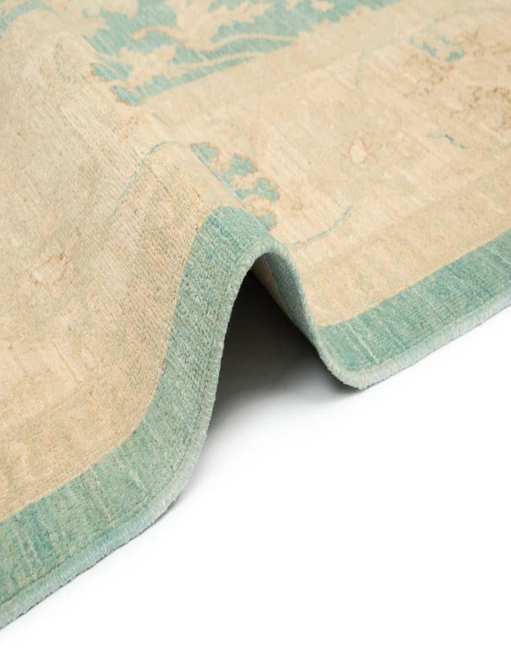 Detail image of 8' x 9' 10 Ziegler Wool Rug