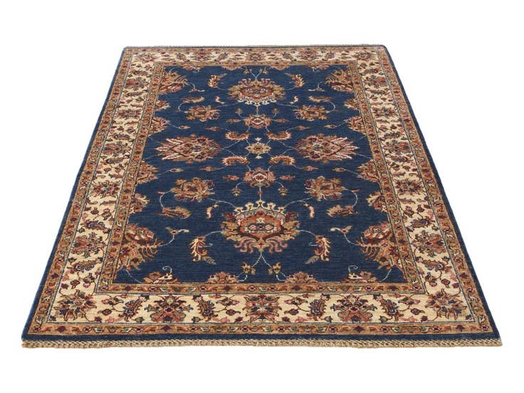 Detail image of 4' x 6' 3 Hand Knotted Ziegler Rug